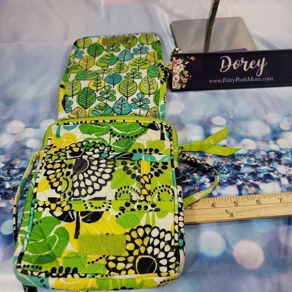Vera Bradley Mini Hipster Crossbody Limes Up Retired Print Bag - Picture 6 of 12